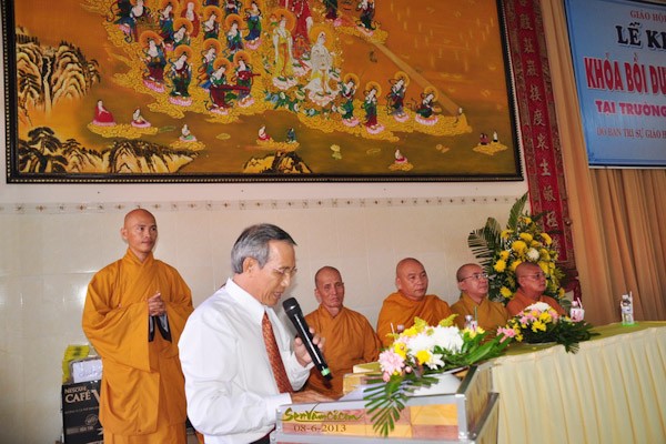 PG Long An khai giảng khóa bồi dưỡng kiến thức trụ trì ảnh 4 akhaigiang6.jpg