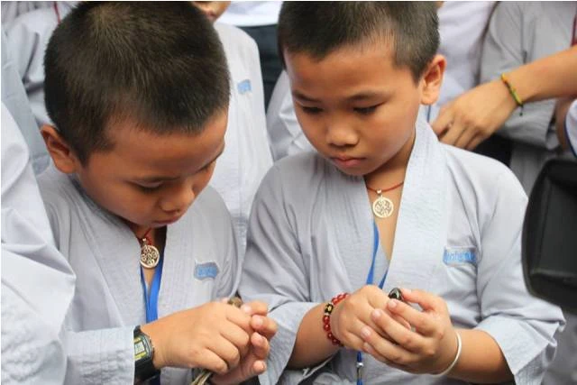 bT ng_m nghfa ch· chim tr²_c khi phong sanh.jpg