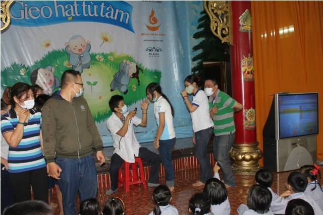 Sôi động mùa hè với Gieo hạt từ tâm kỳ 15 ảnh 26 cßc tnv ==ng ho_t c_nh c_m =_ rßc.jpg