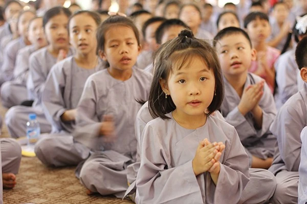 Thiếu nhi hành hương đảnh lễ Đức Pháp chủ ảnh 4 _MG_0197.JPG