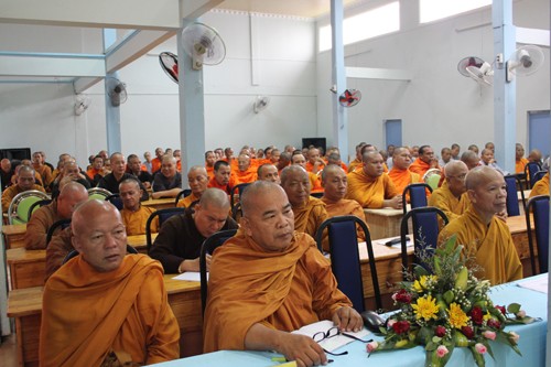 Sóc Trăng: Khai mạc Khóa bồi dưỡng trụ trì năm 2013 ảnh 4 1dinhhuong02.jpg