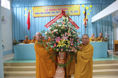 Sóc Trăng: Khai mạc Khóa bồi dưỡng trụ trì năm 2013 ảnh 1 1dinhhuong15.jpg