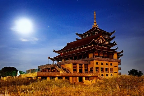 Ý nghĩa Bổn môn Pháp hoa & Bổn môn Bổn tôn ảnh 2 chua hue nghiem 2.jpg