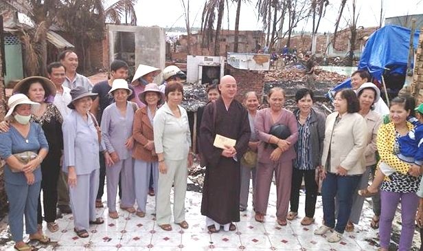 Th_y Thfch Thi_n Ngh_a - Tr_ tr_ Ch·a Long -_c c·ng ph_t t_.jpg