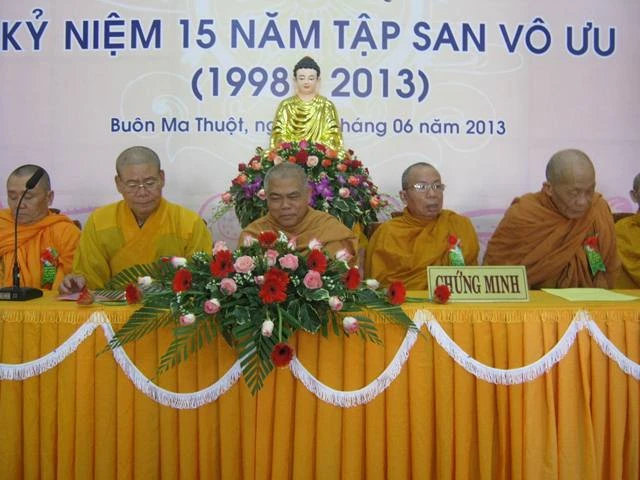 Họp mặt kỷ niệm 15 năm Tập san Vô Ưu ảnh 1 tribuuvouu01.JPG