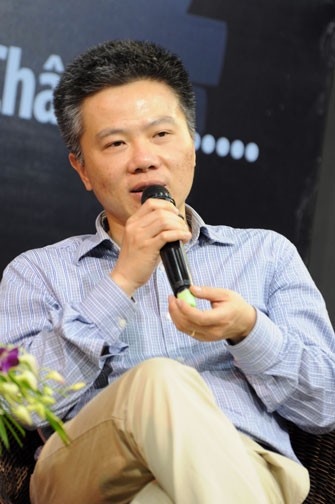 GS.Ngô Bảo Châu chia sẻ tại chùa Hoằng Pháp ảnh 8