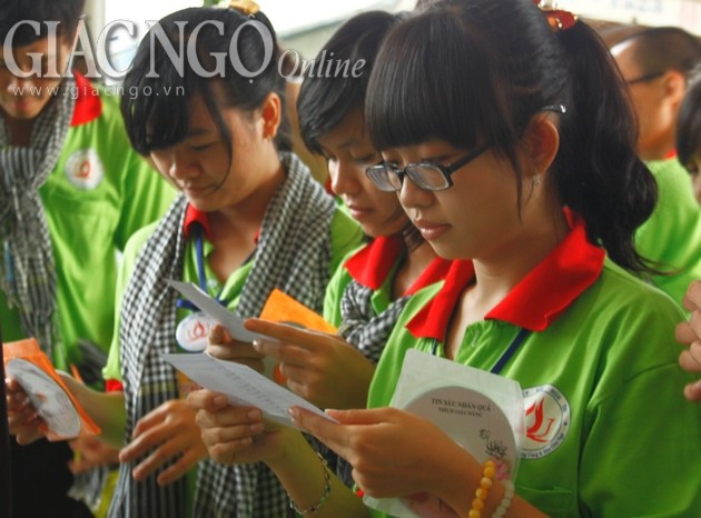 Thăm & động viên tình nguyện viên, thí sinh ảnh 11 Image00001.jpg