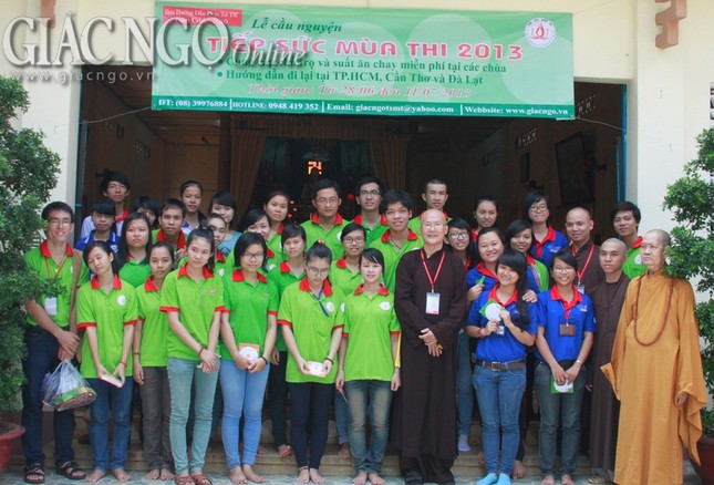 Thăm & động viên tình nguyện viên, thí sinh ảnh 8 Image00018.jpg