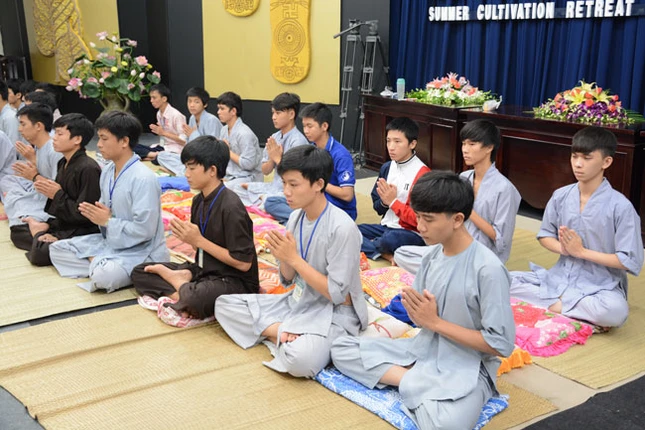 Toàn cảnh Khóa tu mùa hè 2013 tại chùa Hoằng Pháp ảnh 74 Toàn cảnh Khóa tu mùa hè 2013 tại chùa Hoằng Pháp ảnh 74