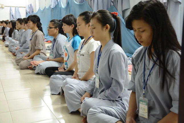 Toàn cảnh Khóa tu mùa hè 2013 tại chùa Hoằng Pháp ảnh 78 Toàn cảnh Khóa tu mùa hè 2013 tại chùa Hoằng Pháp ảnh 78