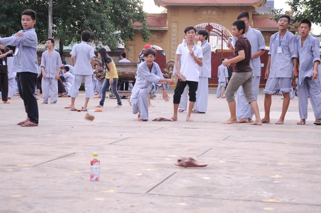 Toàn cảnh Khóa tu mùa hè 2013 tại chùa Hoằng Pháp ảnh 8 Toàn cảnh Khóa tu mùa hè 2013 tại chùa Hoằng Pháp ảnh 8