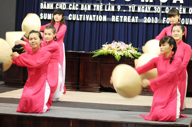 Toàn cảnh Khóa tu mùa hè 2013 tại chùa Hoằng Pháp ảnh 35 Toàn cảnh Khóa tu mùa hè 2013 tại chùa Hoằng Pháp ảnh 35