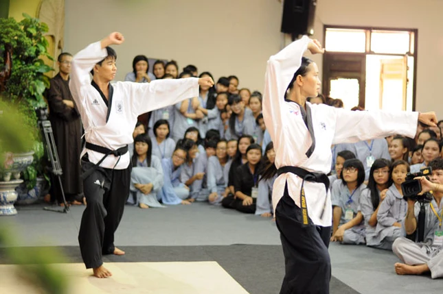 Toàn cảnh Khóa tu mùa hè 2013 tại chùa Hoằng Pháp ảnh 41 Toàn cảnh Khóa tu mùa hè 2013 tại chùa Hoằng Pháp ảnh 41