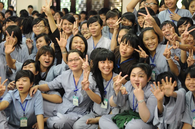 Toàn cảnh Khóa tu mùa hè 2013 tại chùa Hoằng Pháp ảnh 42 Toàn cảnh Khóa tu mùa hè 2013 tại chùa Hoằng Pháp ảnh 42