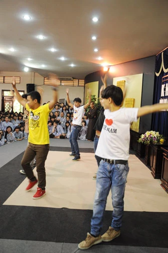 Toàn cảnh Khóa tu mùa hè 2013 tại chùa Hoằng Pháp ảnh 47 Toàn cảnh Khóa tu mùa hè 2013 tại chùa Hoằng Pháp ảnh 47