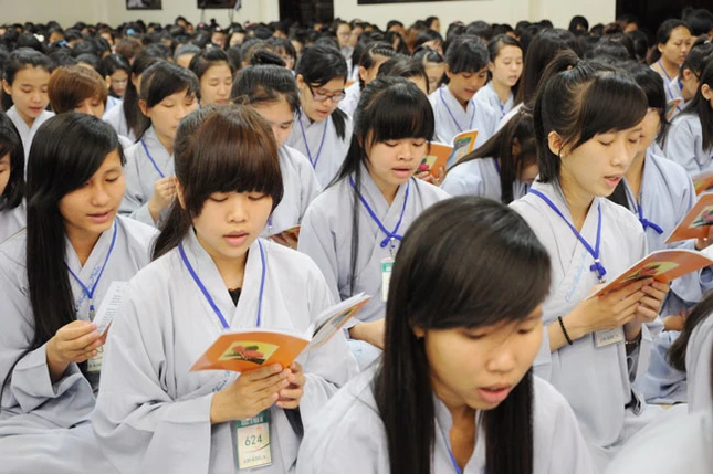 Toàn cảnh Khóa tu mùa hè 2013 tại chùa Hoằng Pháp ảnh 54 Toàn cảnh Khóa tu mùa hè 2013 tại chùa Hoằng Pháp ảnh 54