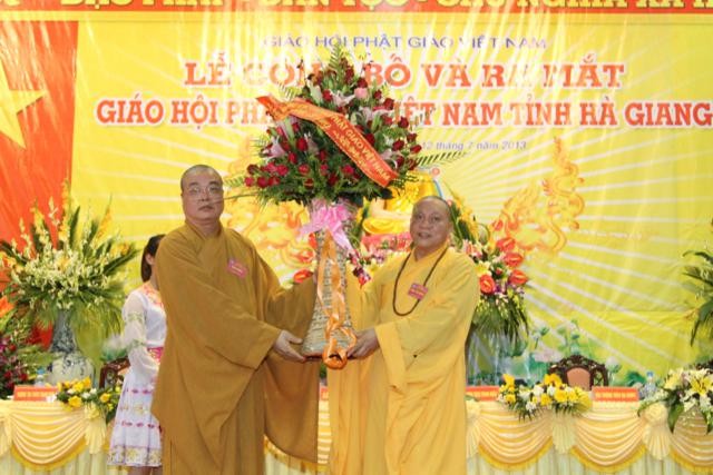 BTS GHPGVN tỉnh Hà Giang làm lễ ra mắt ảnh 1 camvan2.jpg