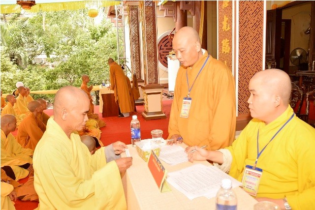 Đại giới đàn Phước Trí khảo hạch giới tử xuất gia ảnh 3 khaohach10.jpg
