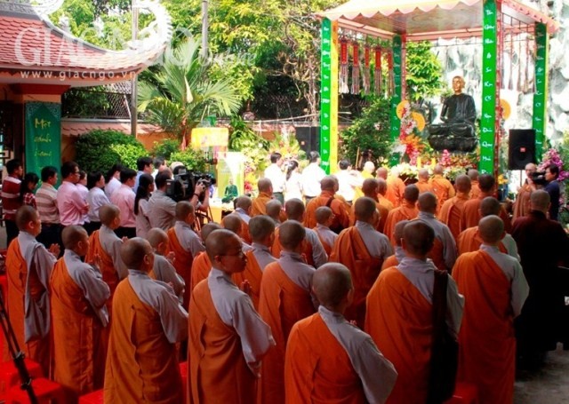 Tuần lễ tôn trí tượng Phật hoàng Trần Nhân Tông ảnh 7 Image00010.jpg