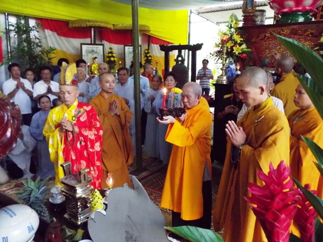 hon do nha trang07.JPG