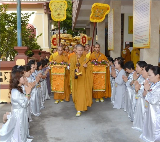 Đại giới đàn Phước Trí thành tựu viên mãn ảnh 2 anh 2.jpg