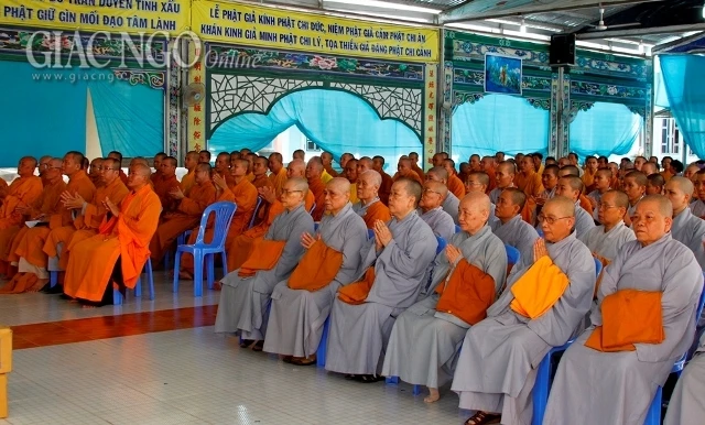 Truong ha ch·a Long Ph²_c - B_c LiOu (2).jpg