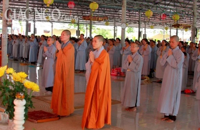 300 bạn trẻ về Củ Chi “gieo hạt từ tâm ảnh 5 gieo hat tu tam ky 16 (14).jpg