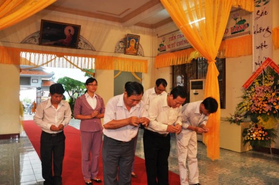 lanhdaotinh (7).JPG