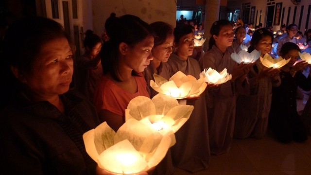 Phóng đăng, phóng sanh hướng về cha mẹ ảnh 9 phong sanh 8.jpg