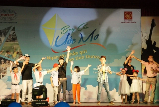 Chia sẻ yêu thương với trẻ em kém may mắn ảnh 3 thuong an07.JPG