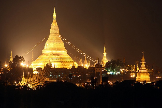 Các tu viện tổ chức chương trình chuyên tu cho du khách ảnh 1 Shwedagon.jpg