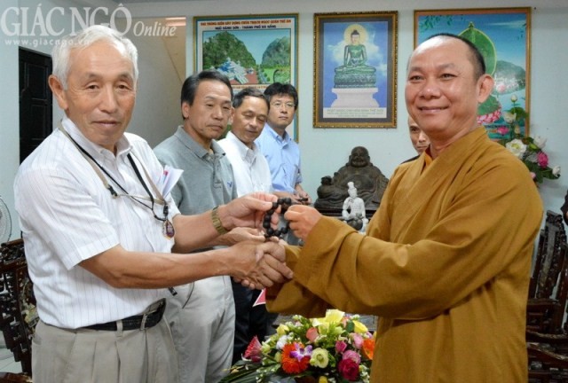 Phó thị trưởng TP.Otawara thăm chùa Quan Thế Âm ảnh 3 thanhnam3.jpg