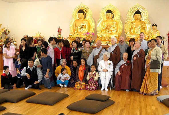 Trung tâm thiền New Hartford kỷ niệm 30 năm thành lập ảnh 2 VCH3.jpg