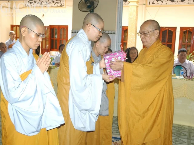 Phân ban Ni giới TP.HCM bế hạ tại chùa Vạn Phước ảnh 5 vp (8).jpg