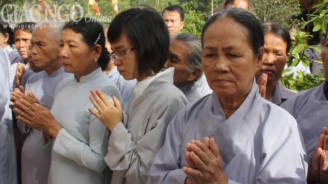 Chùa Phương Lang an vị tượng đài, đúc Đại hồng chung ảnh 5 an vi va duc chuong 5.jpg