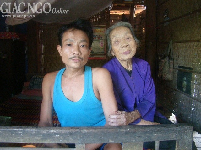 anh bai Bong tung, Vu lan 2013.jpg