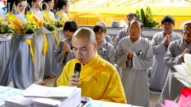 Chùa Bà Đa chú nguyện đúc Đại hồng chung ảnh 2 chua BaDa04.jpg