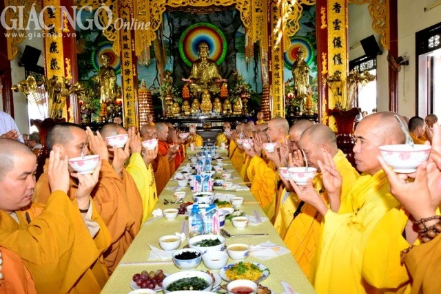 Chùa Bà Đa chú nguyện đúc Đại hồng chung ảnh 4 chua BaDa06.jpg