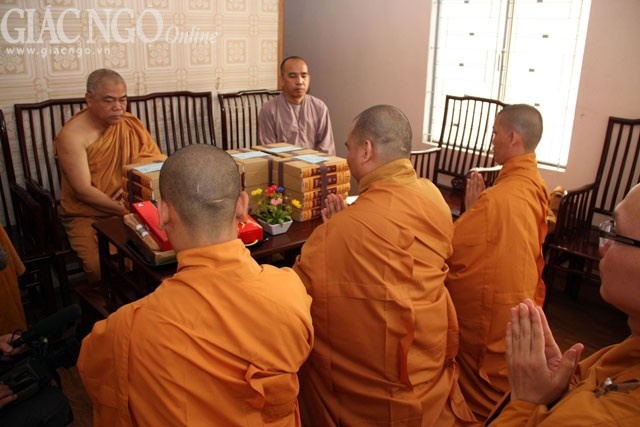 Cúng dường bộ Thanh Từ toàn tập ảnh 3 hinh17.jpg