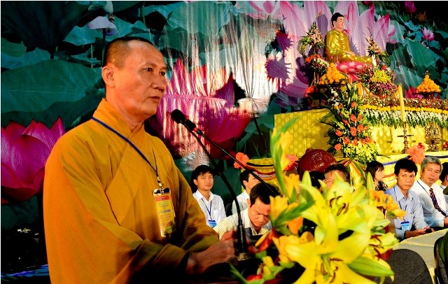 Hơn 3.000 bạn trẻ tham dự khóa “Hãy là chính mình” ảnh 7 Batnha10.jpg