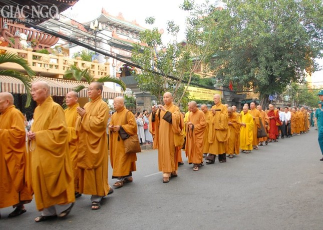 Lễ truy niệm & di quan cố HT.Thích Nhật Quang ảnh 29 Anh DQ (30).jpg