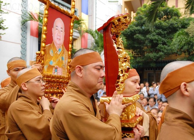 Lễ truy niệm & di quan cố HT.Thích Nhật Quang ảnh 32 Anh DQ (33).jpg