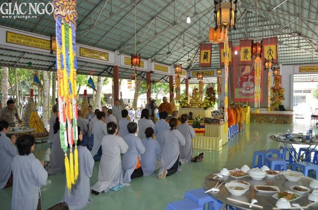 Vu lan muộn tại một số chùa, tịnh xá, tịnh thất ảnh 13 Khoa 3.jpg