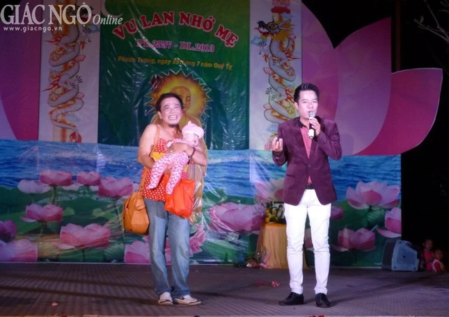 Tổ đình Phước Tường tổ chức đêm văn nghệ về mẹ ảnh 2 1vanky02.jpg