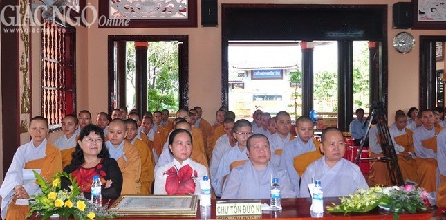 Trường TCPH tỉnh Long An khai giảng năm 3 khóa V ảnh 6 LAn12.jpg