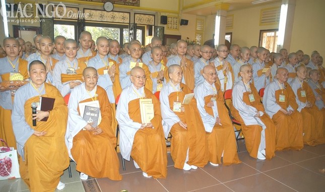 Giới trường Từ Nghiêm tấn đàn truyền giới Tỳ-kheo-ni ảnh 11 TN (13).jpg