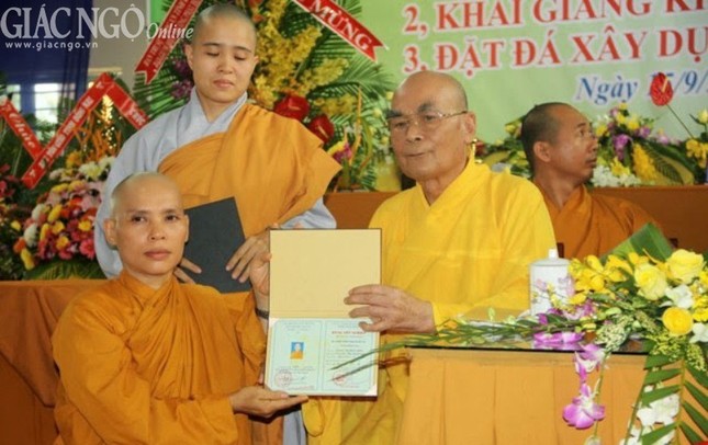 Trường TCPH Đồng Nai trao bằng tốt nghiệp khóa VI ảnh 9 DN 7.jpg