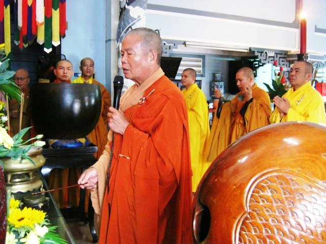 Khánh Hòa: Húy kỵ lần thứ 35 Tổ sư Đồng Kỉnh-Tín Quả ảnh 4 hphtquangthien.JPG