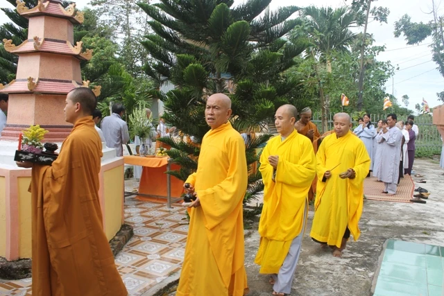 Lễ húy kỵ lần thứ 142 của cố HT.Thích Đạo Tuyền ảnh 1 IMG_5017.JPG