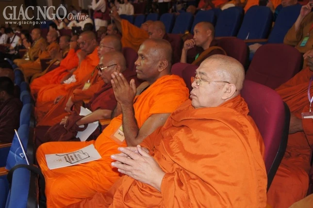 Phai doan Phat giao nam tong.jpg